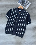 V-neck buttons t-shirt sweater