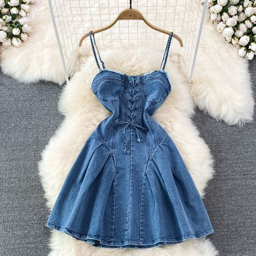 Sleeveless denim spread short dress
