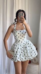 Neck straps spread short dress