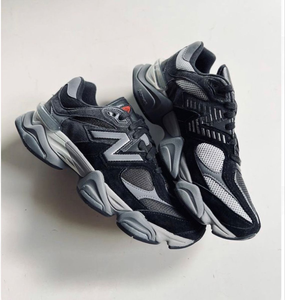 New Balance 9060 Mushroom